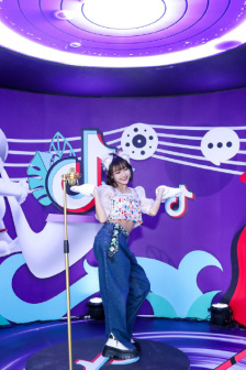 啄木鸟电影:私人护士